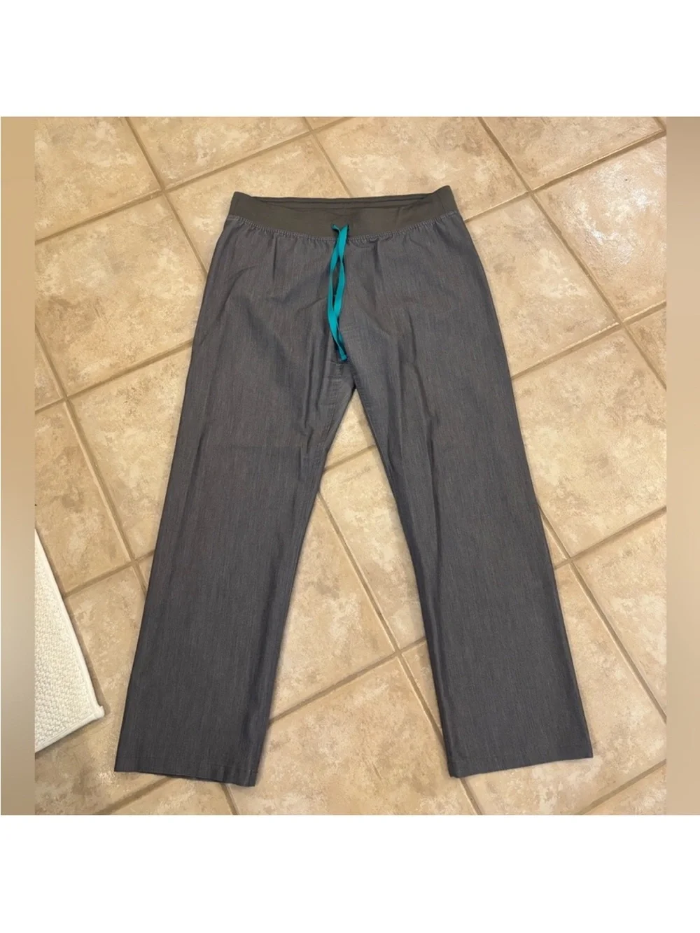 Women's Gray Drawstring Scrub Pants